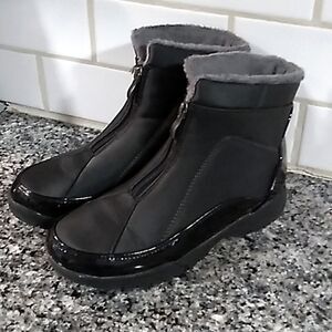 Weatherproof Rona Black Faux Fur Booties. Sz 6